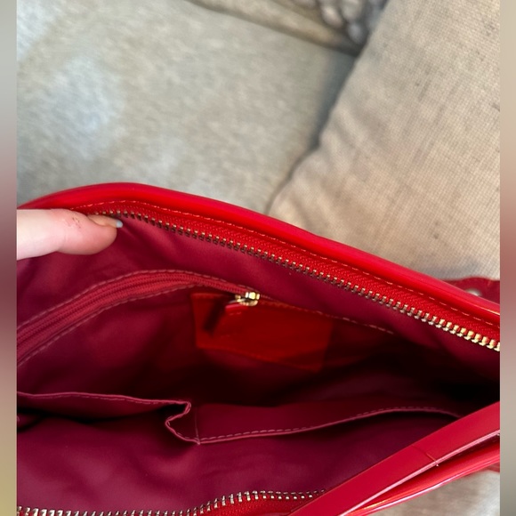 Coach Cherry Red Liquid Gloss Hippie Legacy Patent Poppy Handbag - Picture 3 of 8